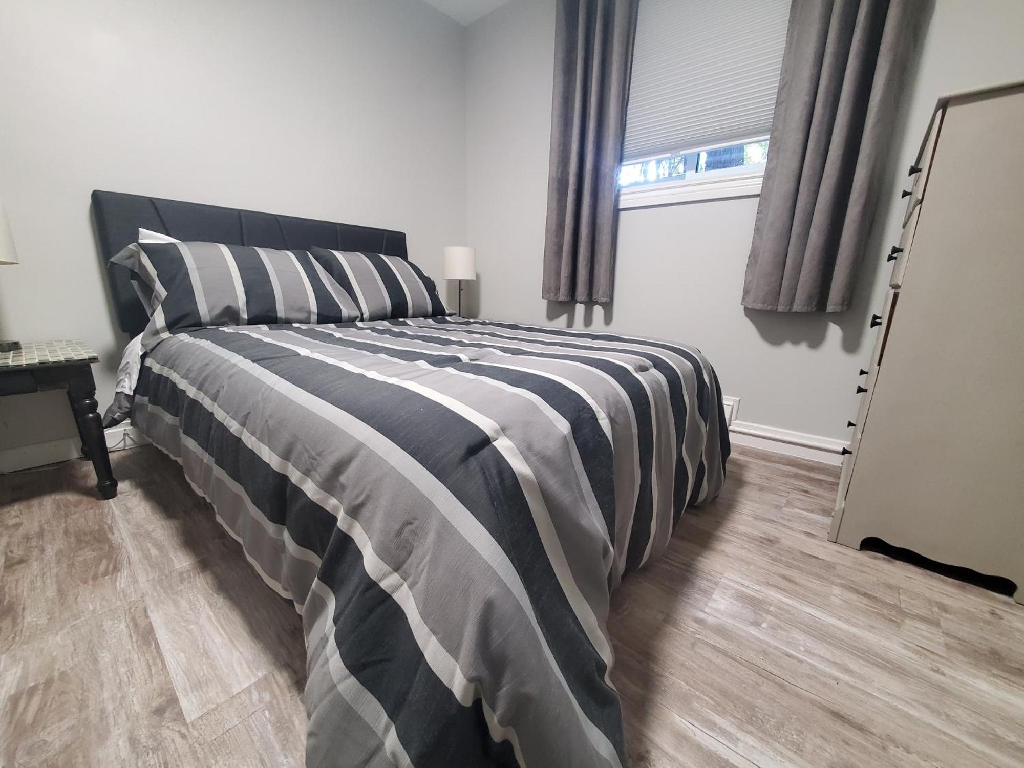 Modern Private 1Br Apt. W/Free Prkg + Fast Wi-Fi スーセントマリー エクステリア 写真